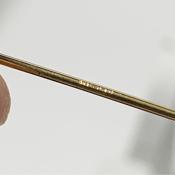 Vintage gold filled flat octagonal minimalist stick pin - Picture 4 of 11